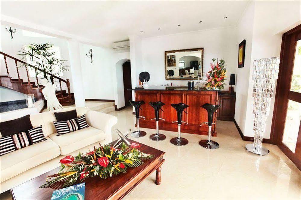 Petit Amour Villa Glacis  Ngoại thất bức ảnh